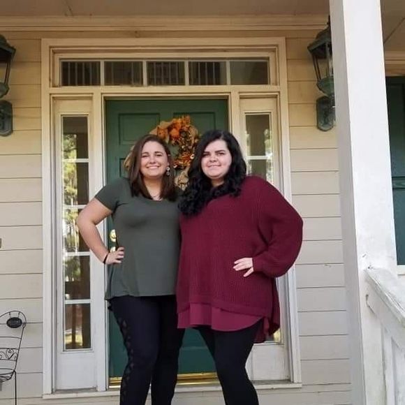 Meet your Posher, Mackenzie - Picture 1 of 1